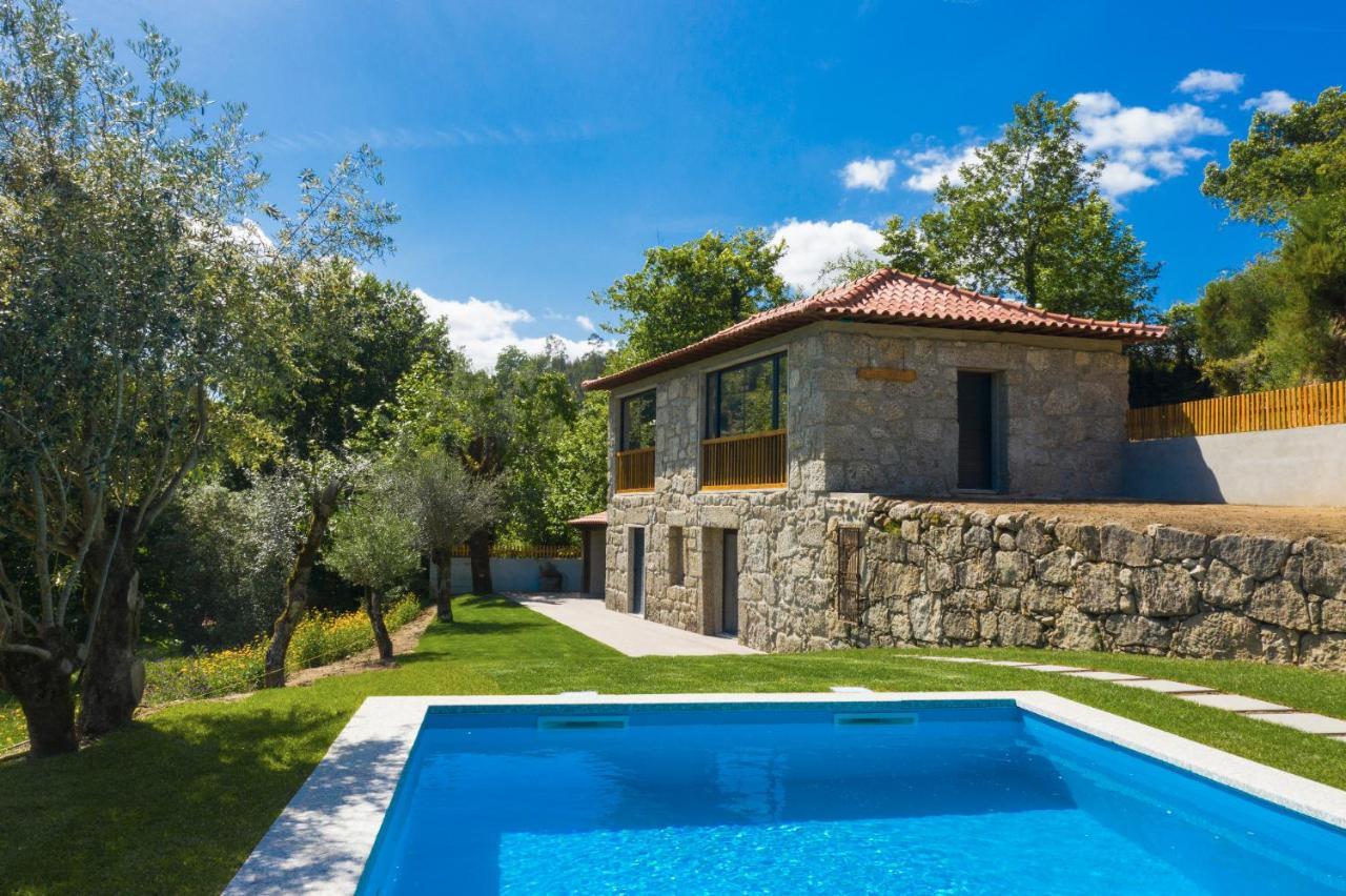 Casa Velha De Ponta Soto Villa Cela  Exterior photo
