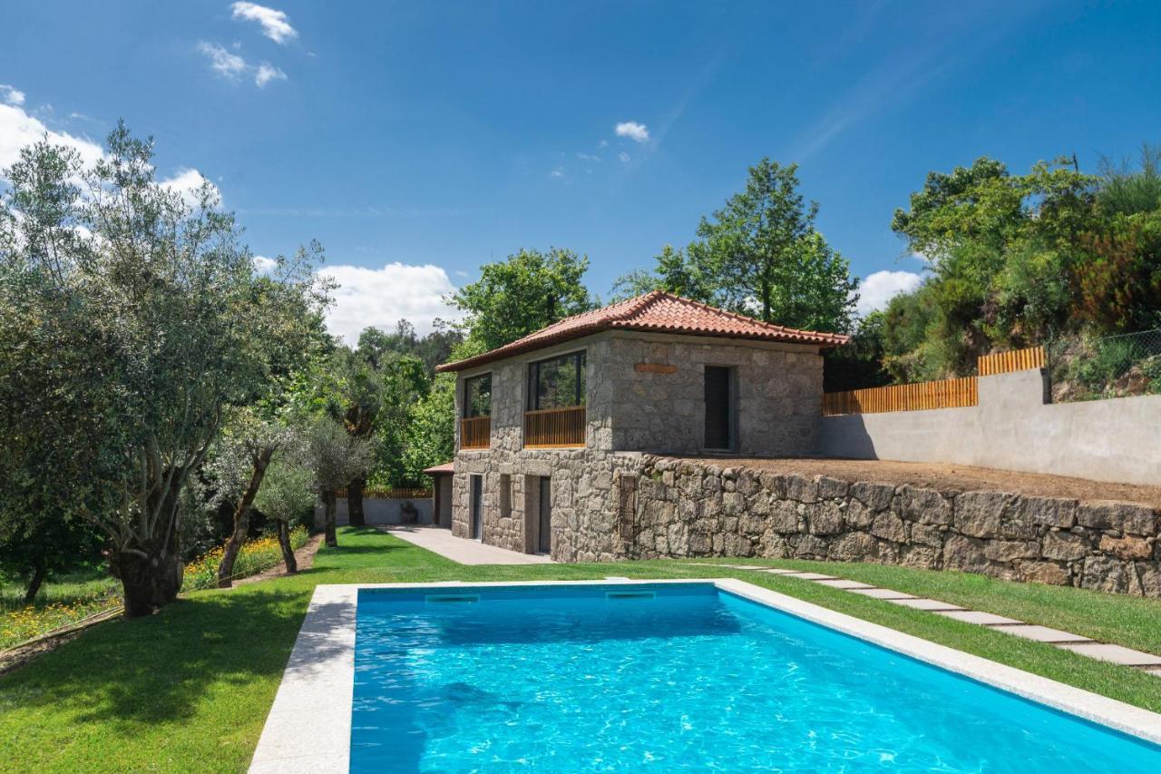 Casa Velha De Ponta Soto Villa Cela  Exterior photo