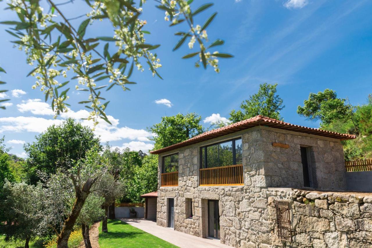 Casa Velha De Ponta Soto Villa Cela  Exterior photo