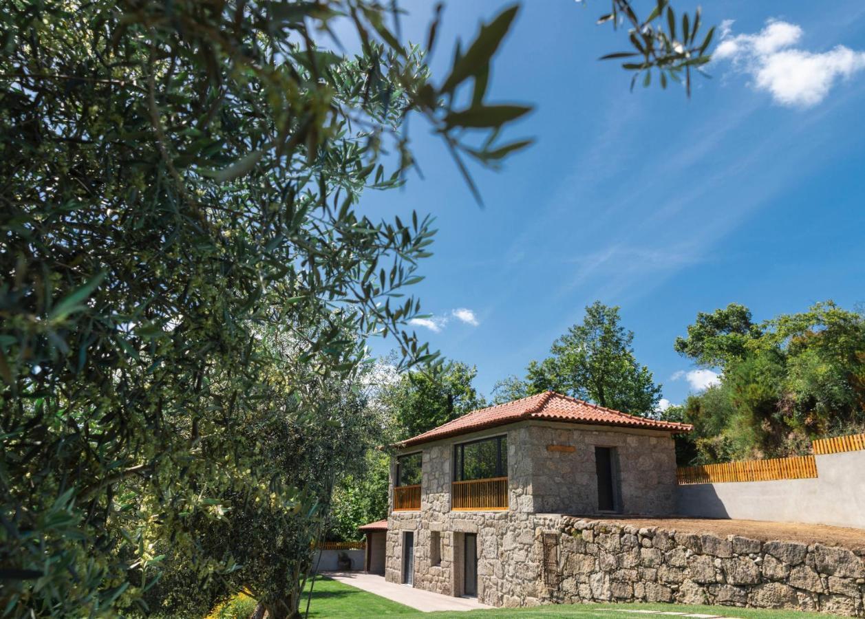 Casa Velha De Ponta Soto Villa Cela  Exterior photo